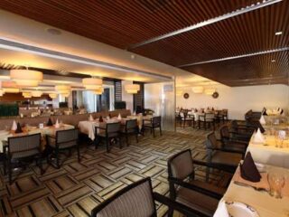 blue fox restaurent